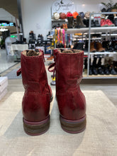 Lataa kuva Galleria-katseluun, Seibel punaiset nilkkurit