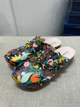 Lataa kuva Galleria-katseluun, Laura Vita kukkapistokkaat