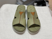 Lataa kuva Galleria-katseluun, MAGO, Nahkaiset sandaalit