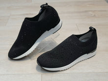 Lataa kuva Galleria-katseluun, Caprice, Kangaskengät