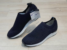 Lataa kuva Galleria-katseluun, Caprice, Kangaskengät