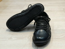 Lataa kuva Galleria-katseluun, Mago, Syyskengät