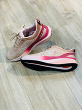 Lataa kuva Galleria-katseluun, MBT,pinkit juoksukengät