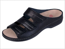 Lataa kuva Galleria-katseluun, Andrea - 3 / Musta