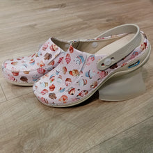 Lataa kuva Galleria-katseluun, NURSING CARE - Pestävä Nahkatyökenkä (5 eri kuviota)