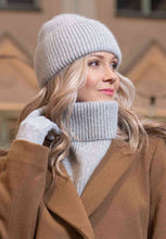 Lataa kuva Galleria-katseluun, Lasessor, Lorona neulekauluri