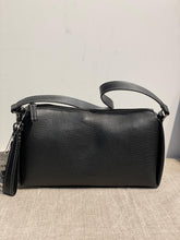 Lataa kuva Galleria-katseluun, Gabor musta leveä laukku