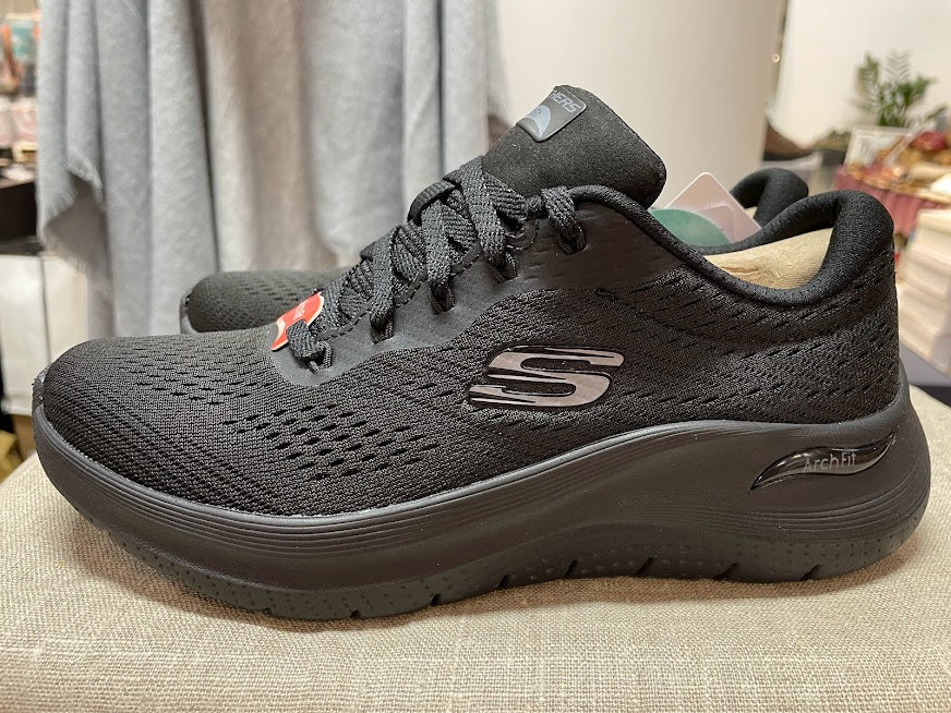 Skechers lenkkarit