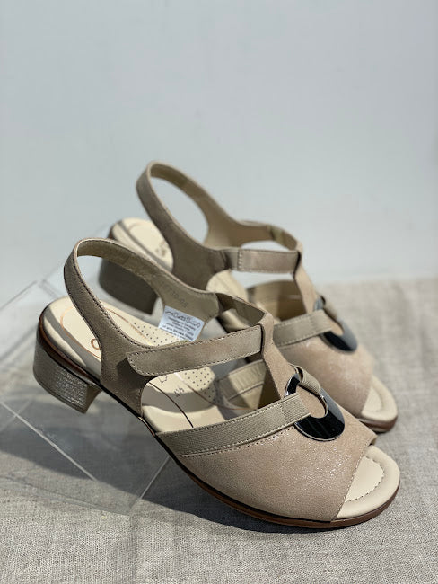 Ara, beige sandaalit