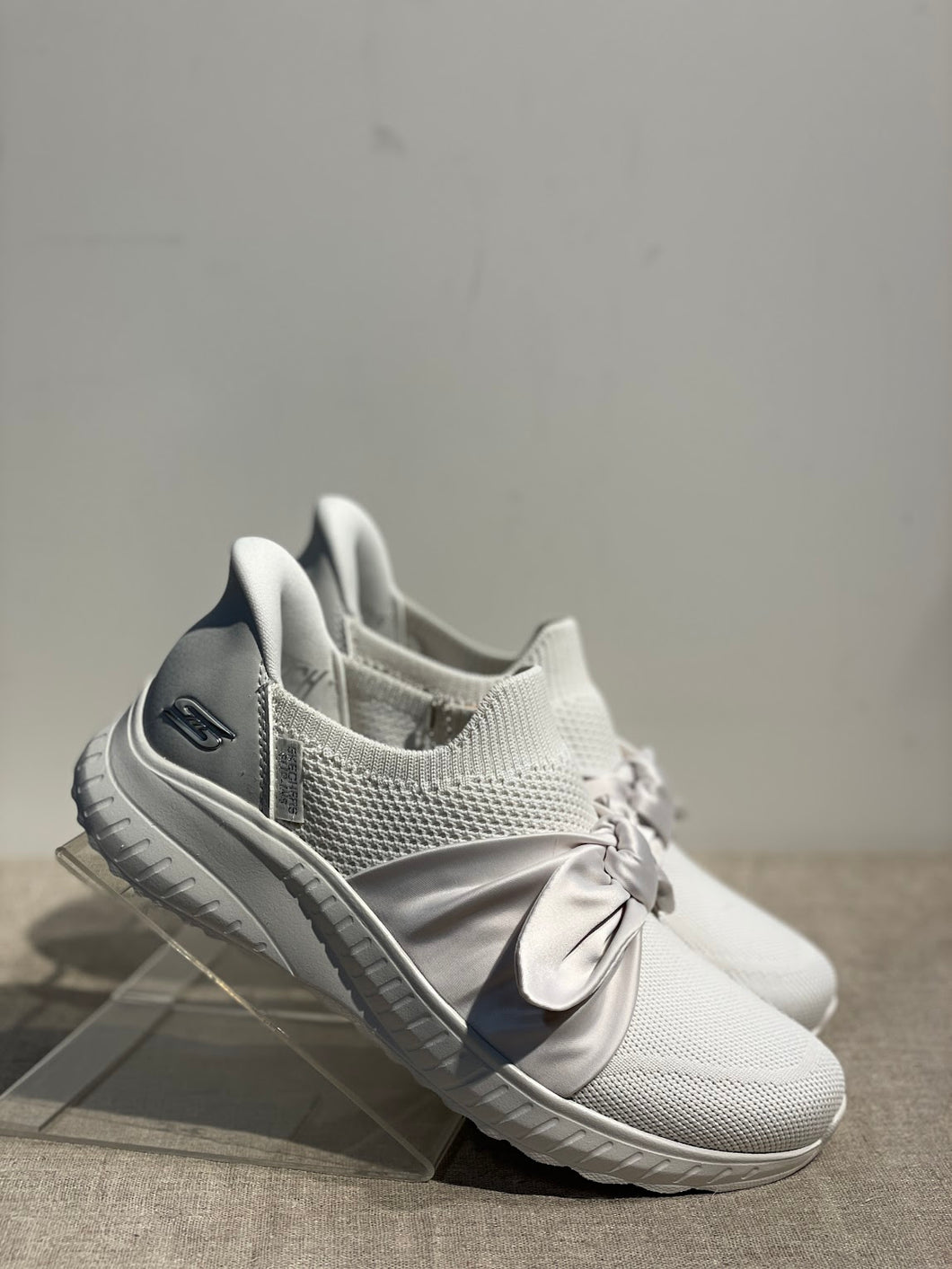 Skechers Beige Rusetti Lenkkarit