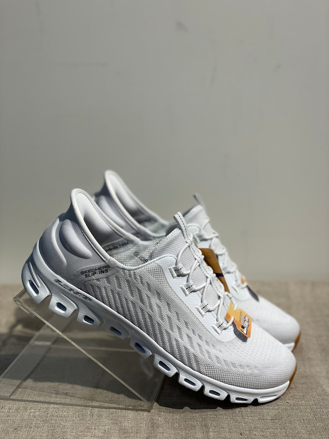 Skechers Slip-Ins Valkoiset Lenkkarit
