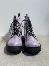 Lataa kuva Galleria-katseluun, Lilat maiharit!