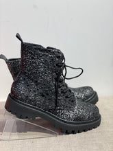 Lataa kuva Galleria-katseluun, Musta-hopea maiharit