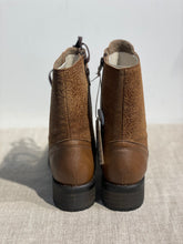 Lataa kuva Galleria-katseluun, Vintro Brita 733 cognac maiharit nauhoilla