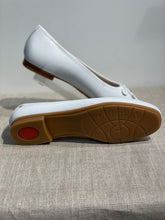 Lataa kuva Galleria-katseluun, Tamaris ballerina valkoinen