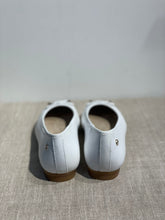 Lataa kuva Galleria-katseluun, Tamaris ballerina valkoinen