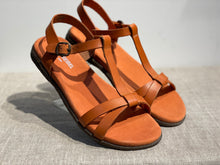 Lataa kuva Galleria-katseluun, Josef Seibel sandaali oranssi