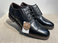 Lataa kuva Galleria-katseluun, Bugatti miesten pukukenkä musta