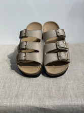 Lataa kuva Galleria-katseluun, Scholl työkenkä beige 3 remmiä