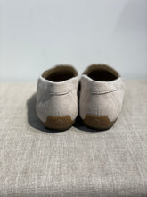Lataa kuva Galleria-katseluun, Remonte loafer beige