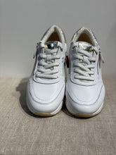 Lataa kuva Galleria-katseluun, Tamaris kävelykenkä valko/kulta