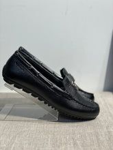 Lataa kuva Galleria-katseluun, Tamaris Musta Loafer