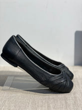 Lataa kuva Galleria-katseluun, Caprice Peurannahka Ballerina