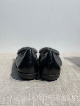 Lataa kuva Galleria-katseluun, Caprice Peurannahka Ballerina Musta