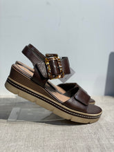 Lataa kuva Galleria-katseluun, Remonte Sandaalit Ruskea