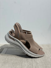 Lataa kuva Galleria-katseluun, Skechers Sandaalit mocca