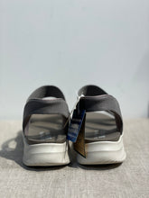 Lataa kuva Galleria-katseluun, Skechers Sandaalit Harmaa
