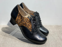 Lataa kuva Galleria-katseluun, Vintro Siiri musta / leopardo