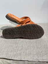 Lataa kuva Galleria-katseluun, Josef Seibel sandaali orange
