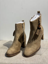 Lataa kuva Galleria-katseluun, Marco Tozzi beige nilkkurit