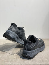 Lataa kuva Galleria-katseluun, Skechers vedenpitävät lenkki/kävelykengät