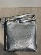 Lataa kuva Galleria-katseluun, Gabor hopea laukku