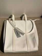 Lataa kuva Galleria-katseluun, Gabor valkoinen laukku