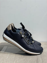 Lataa kuva Galleria-katseluun, Ara Osaka-Highsoft kävelykengät