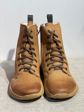 Lataa kuva Galleria-katseluun, Paljasjalka ruskeat maiharit