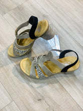Lataa kuva Galleria-katseluun, Rieker sandaalit